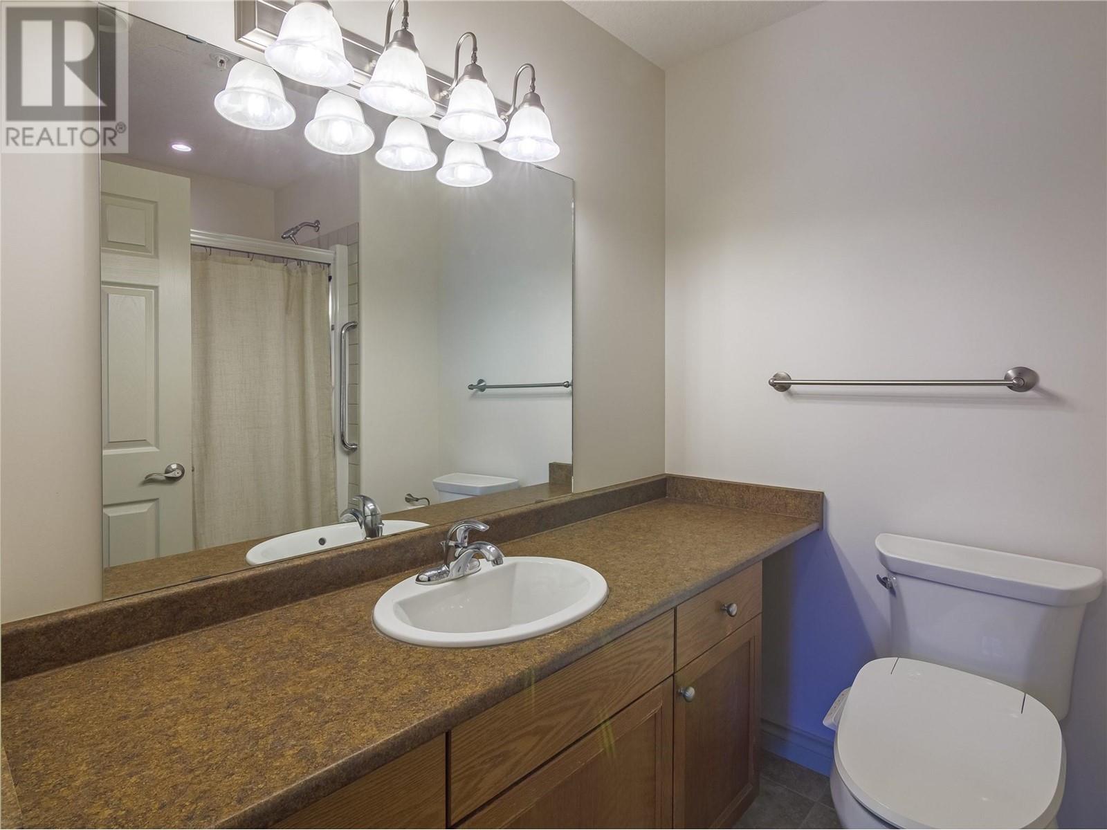 2113 Atkinson Street Unit# 101, Penticton, British Columbia  V2A 8R5 - Photo 16 - 10345822