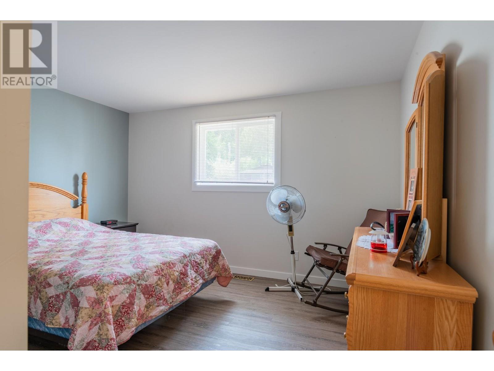60 Chase Road, Christina Lake, British Columbia  V0G 1E0 - Photo 10 - 10345494