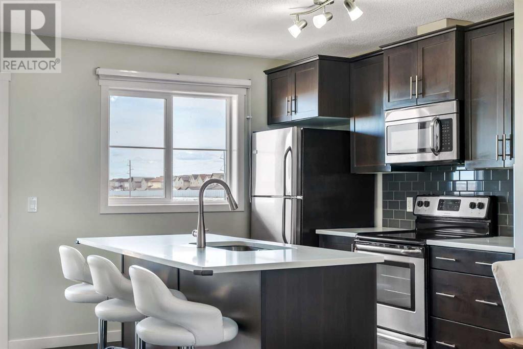 357 Copperpond Landing Se, Calgary, Alberta  T2Z 1G6 - Photo 18 - A2215963