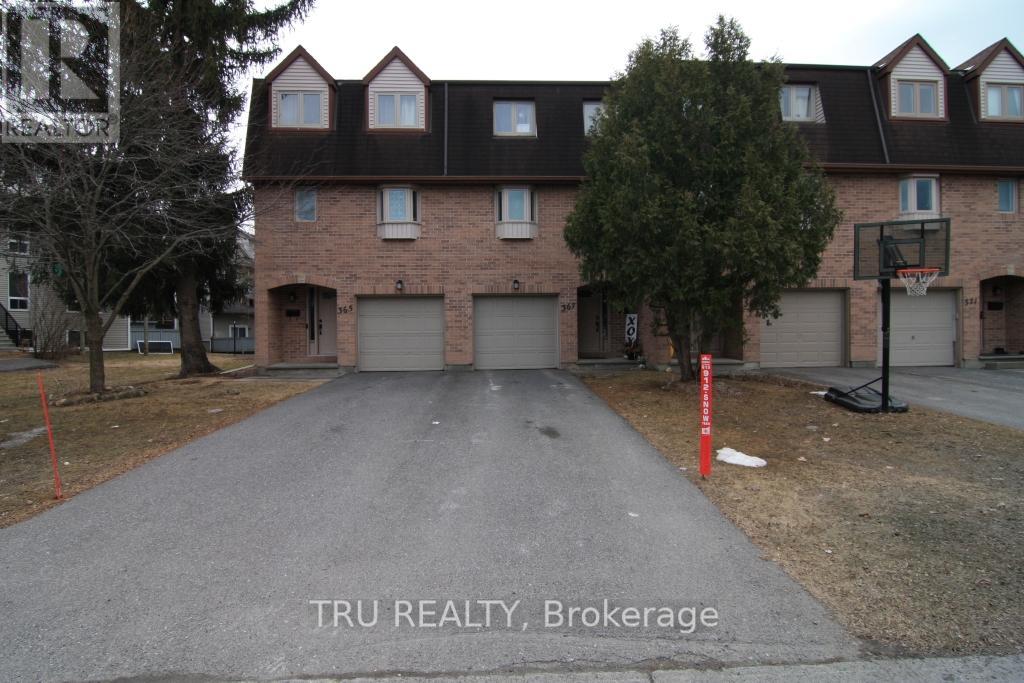Property at 367 PICKFORD DRIVE image 1