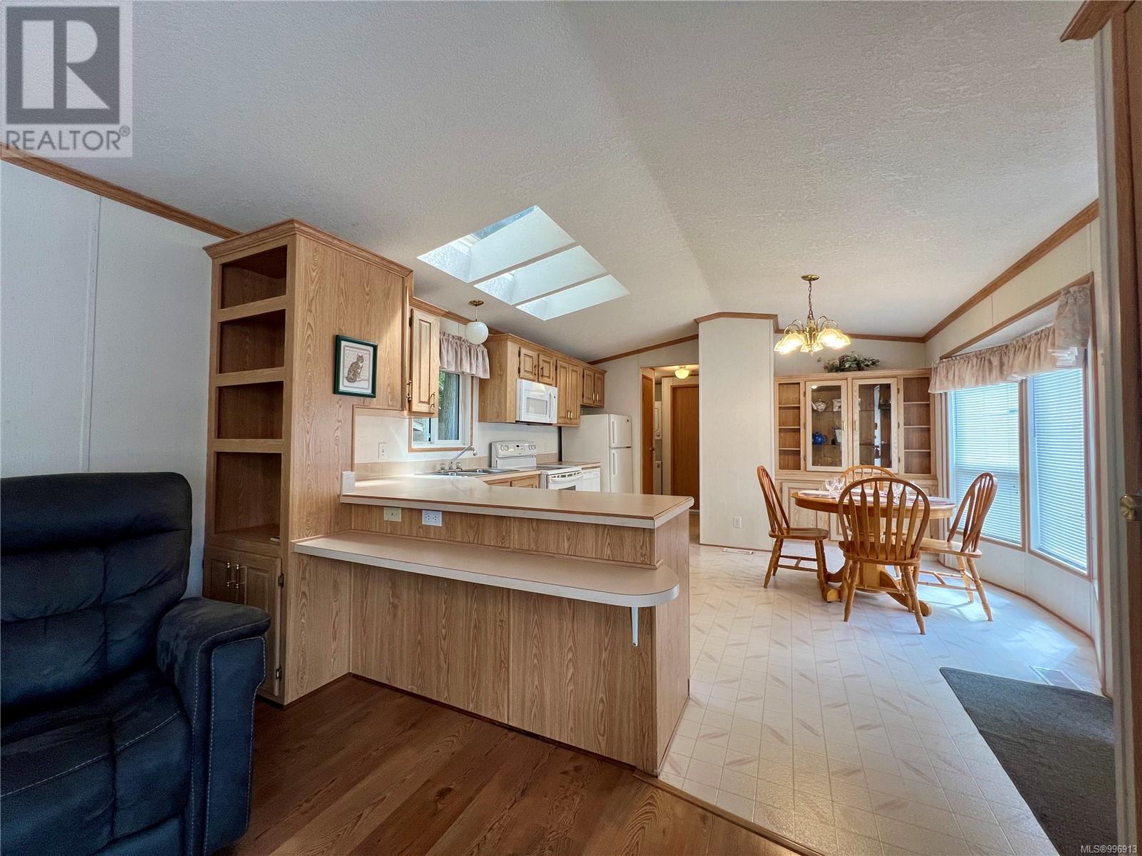 104 25 Maki Rd, Nanaimo, British Columbia  V9R 6N3 - Photo 9 - 996913