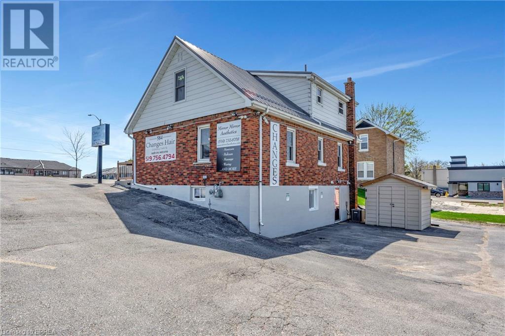 584 Colborne Street, Brantford, Ontario N3S 3P6 - Photo 37 - 40719542