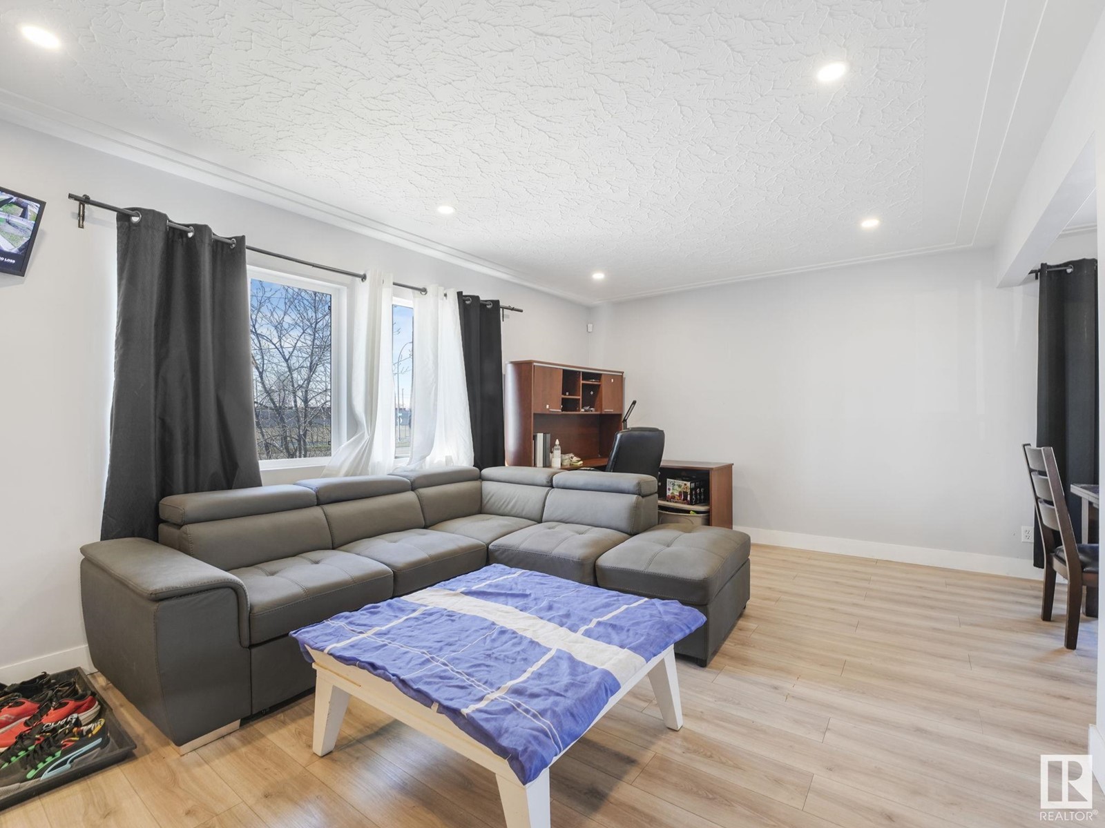 8214 127 Av Nw, Edmonton, Alberta  T5E 0A2 - Photo 5 - E4433684