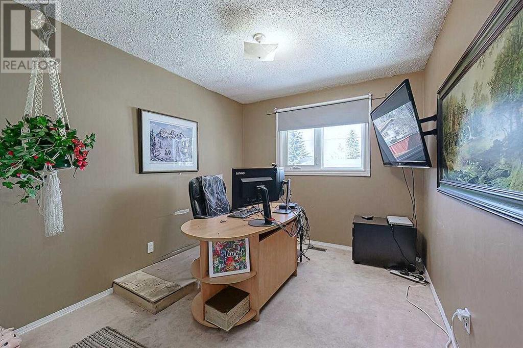 1348 Lake Michigan Crescent Se, Calgary, Alberta  T2J 3G1 - Photo 14 - A2207709