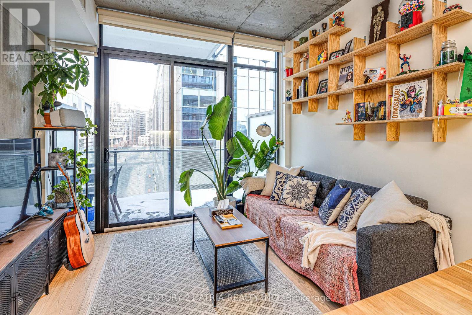 508 - 25 Stafford Street, Toronto, Ontario  M5V 0G3 - Photo 1 - C12115917