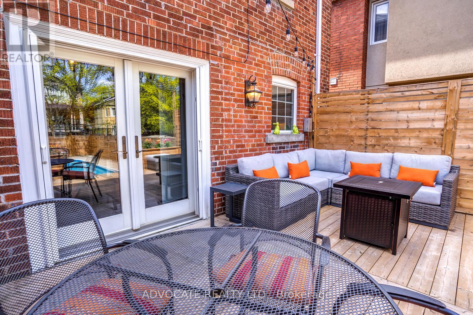 110 Deloraine Avenue, Toronto, Ontario  M5M 2A9 - Photo 40 - C12115921