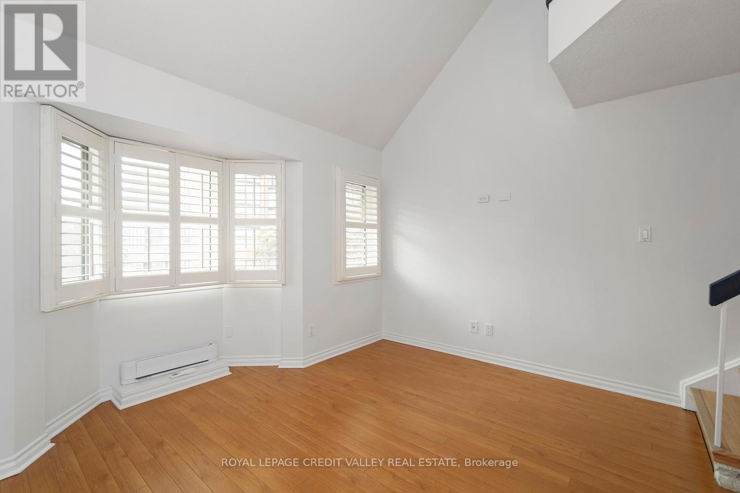 10a - 570 Wellington Street W, Toronto, Ontario  M5V 2X5 - Photo 15 - C12115953