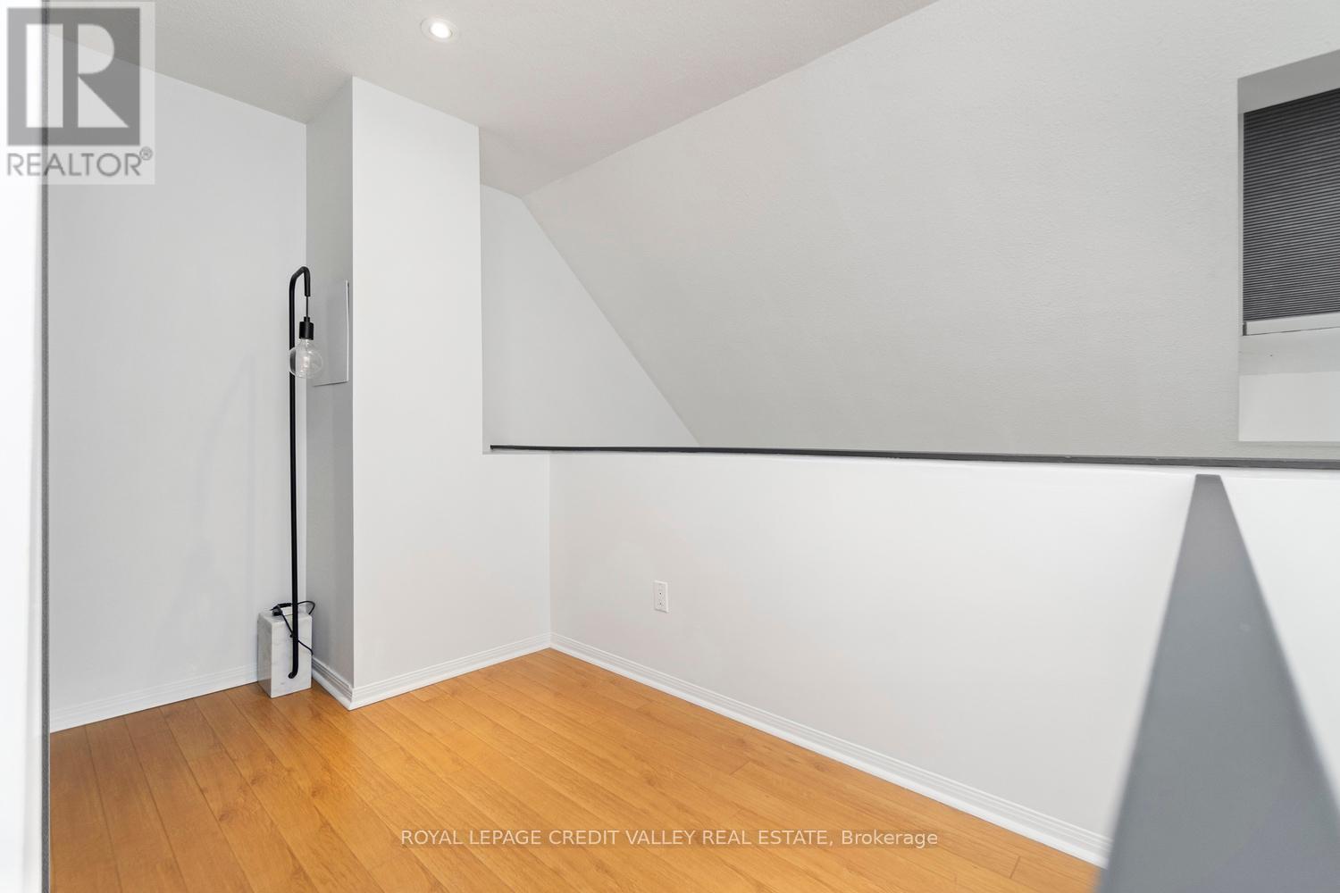 10a - 570 Wellington Street W, Toronto, Ontario  M5V 2X5 - Photo 18 - C12115953