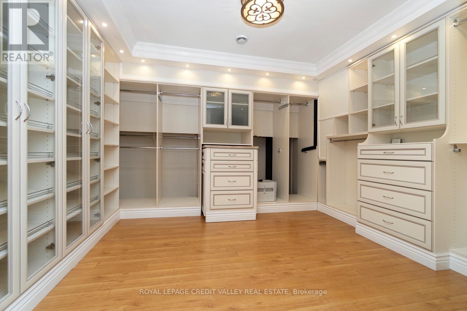 10a - 570 Wellington Street W, Toronto, Ontario  M5V 2X5 - Photo 19 - C12115953