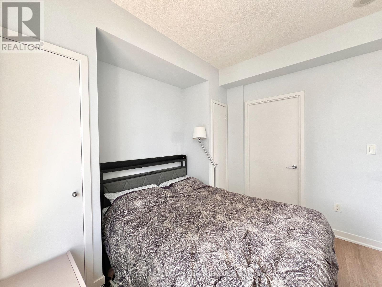 203 - 9 Spadina Avenue, Toronto, Ontario  M5V 3V5 - Photo 7 - C12111755