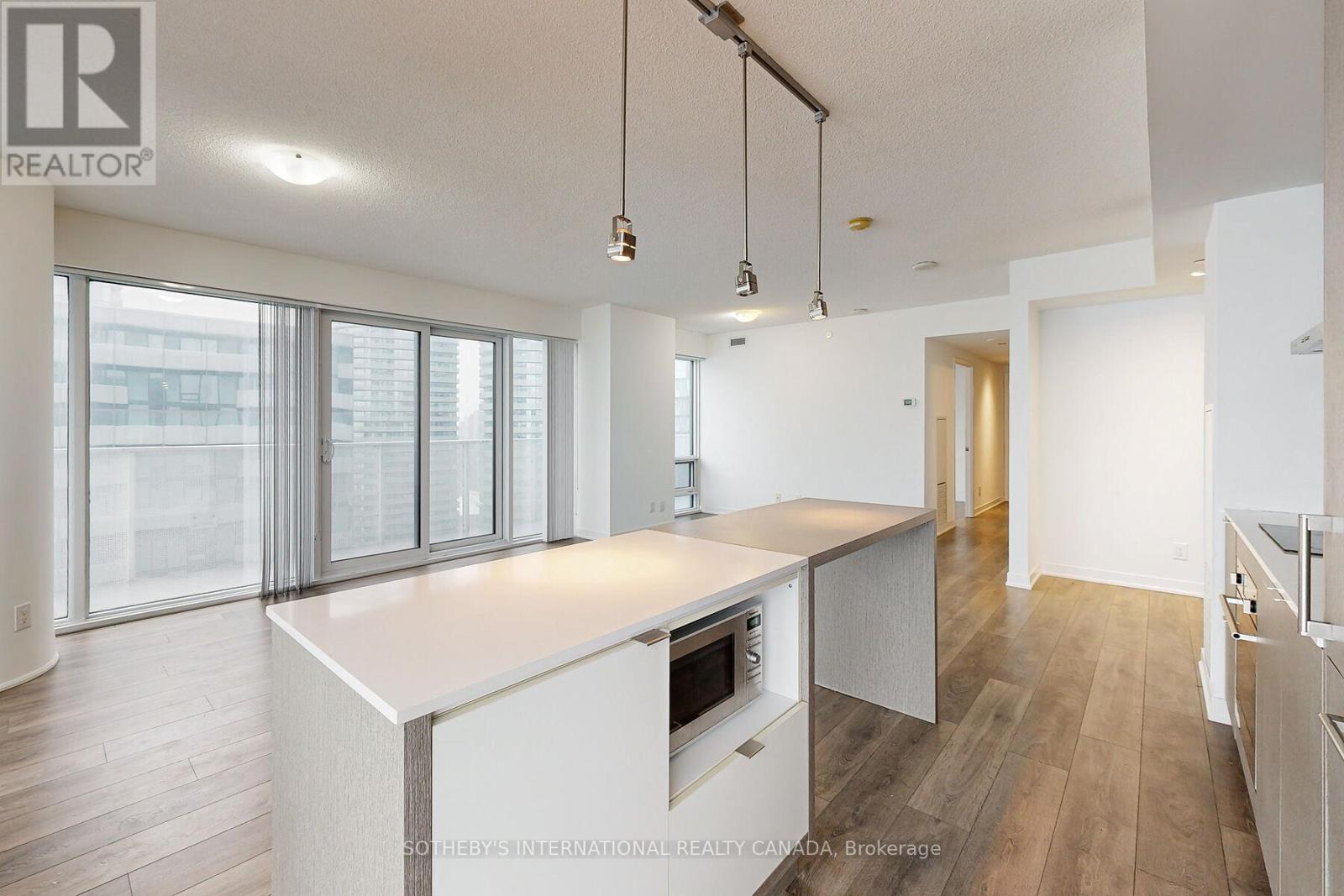 5110 - 100 Harbour Street, Toronto, Ontario  M5J 0B5 - Photo 18 - C12116211