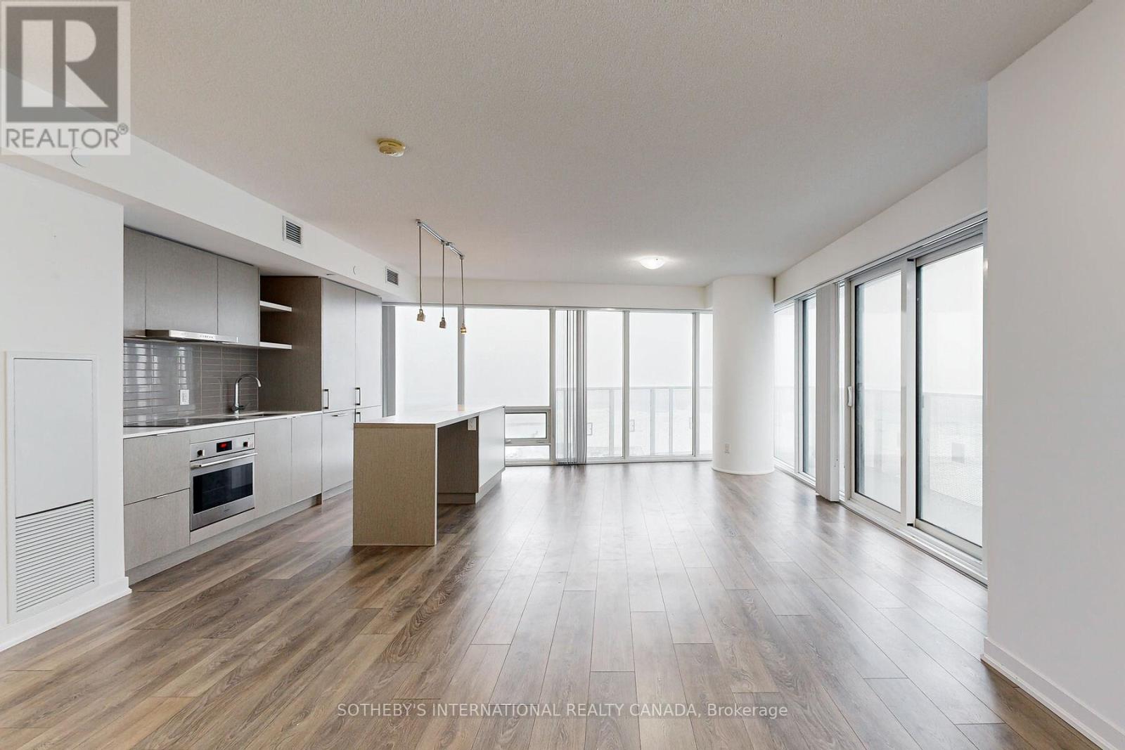 5110 - 100 Harbour Street, Toronto, Ontario  M5J 0B5 - Photo 7 - C12116211