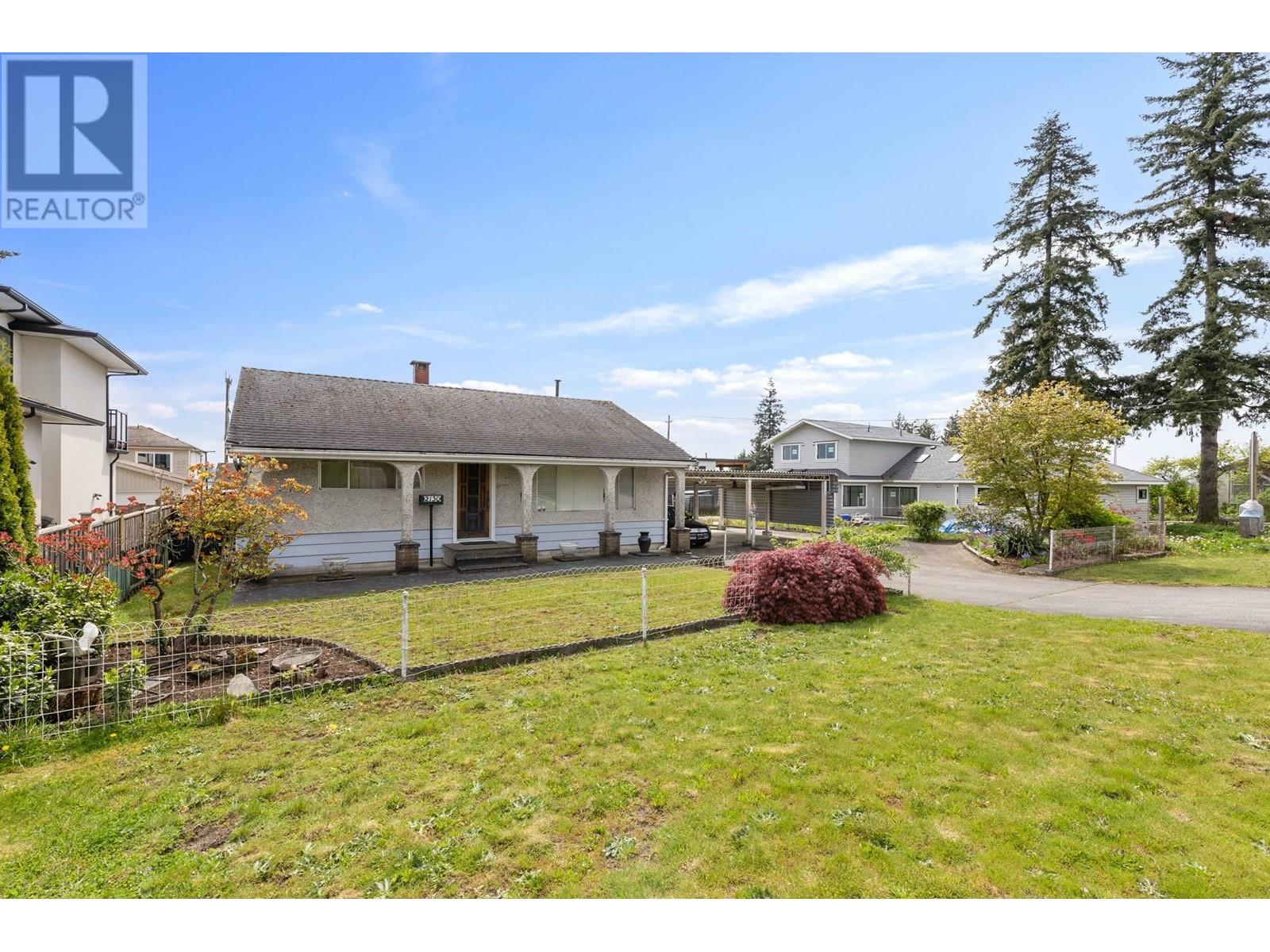 2130 Craigen Avenue, Coquitlam, British Columbia  V3K 1W6 - Photo 2 - R2996654