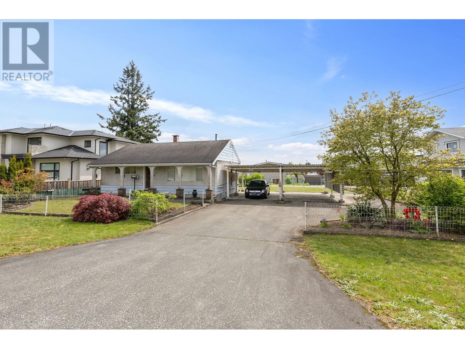 2130 Craigen Avenue, Coquitlam, British Columbia  V3K 1W6 - Photo 3 - R2996654