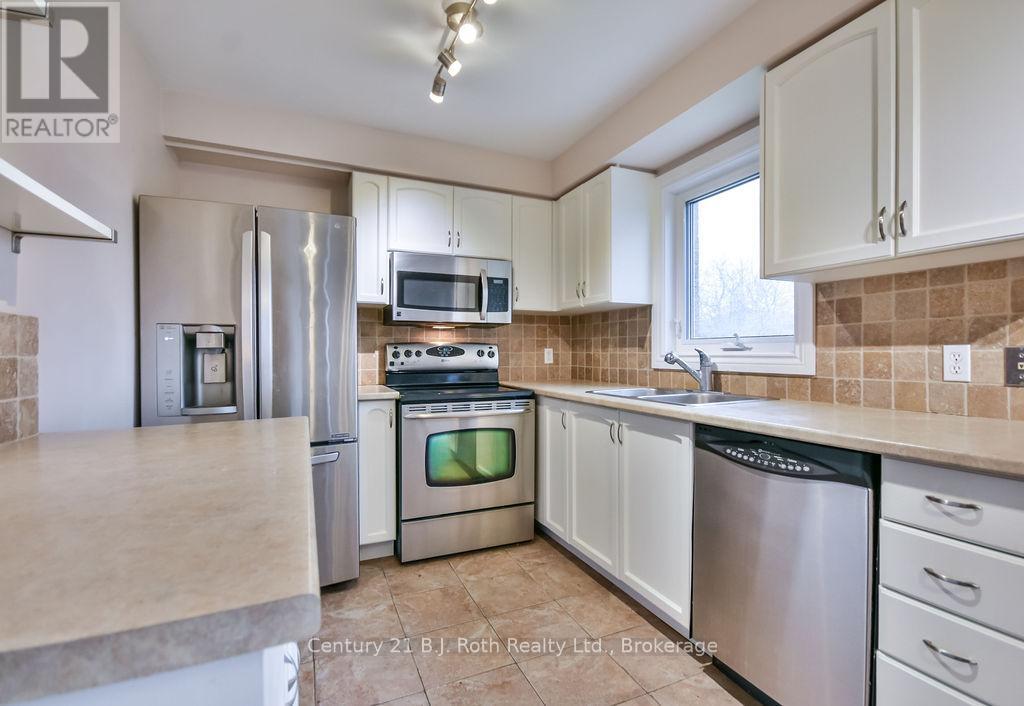342 Cundles Road W, Barrie, Ontario  L4N 7C8 - Photo 14 - S12116348