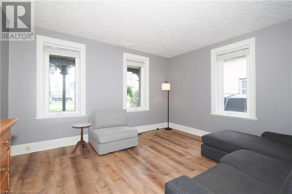 107 Woolwich Street S, Breslau, Ontario N0B 1M0 - Photo 8 - 40722531