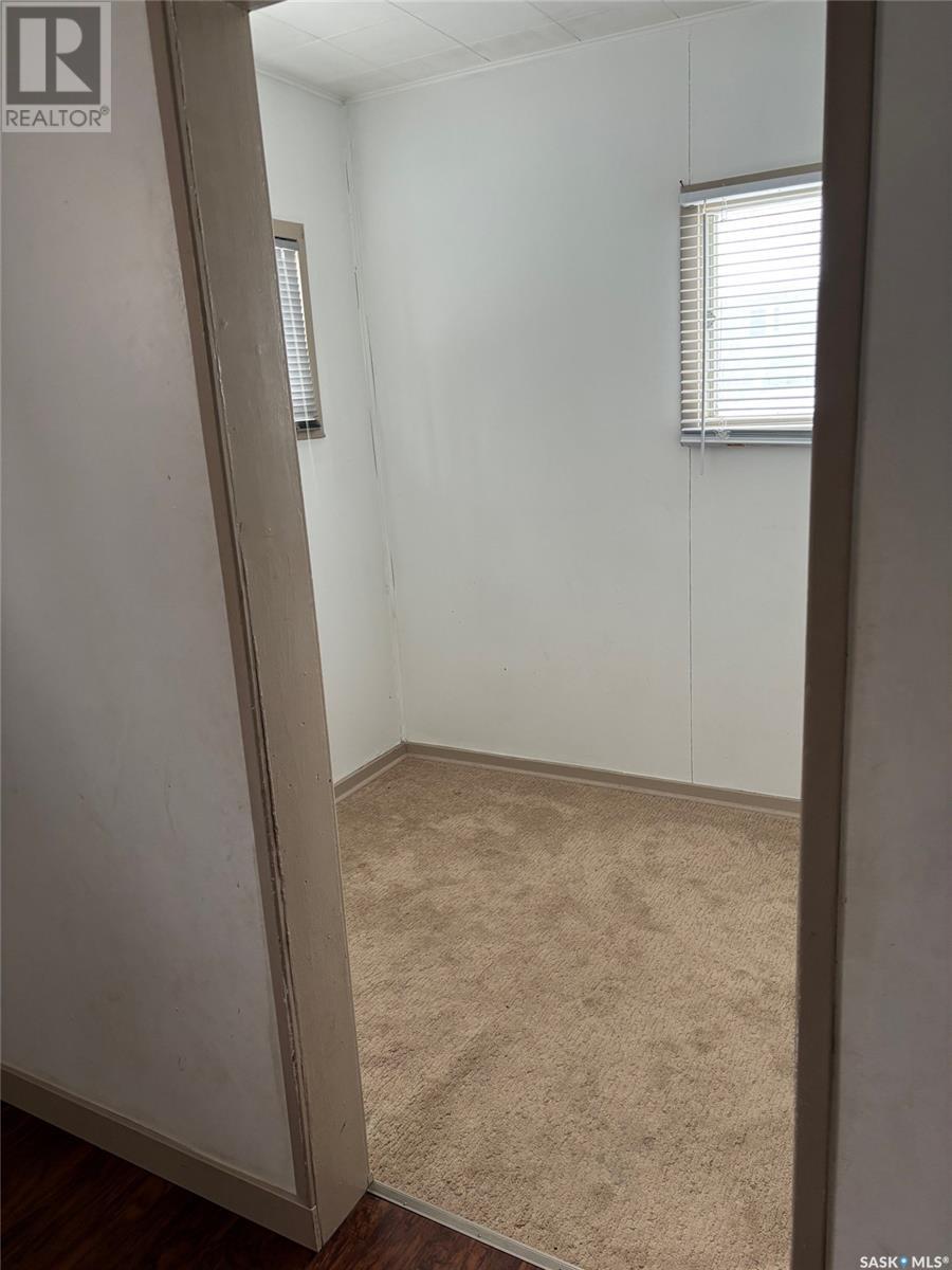 120 Iroquois Street W, Moose Jaw, Saskatchewan  S6H 5A6 - Photo 7 - SK993554