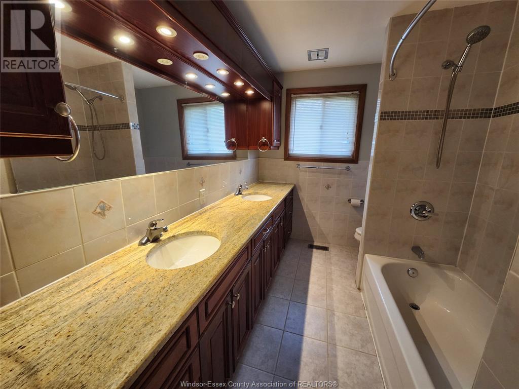 2568 Norman Road, Windsor, Ontario  N8T 1S7 - Photo 9 - 25010833