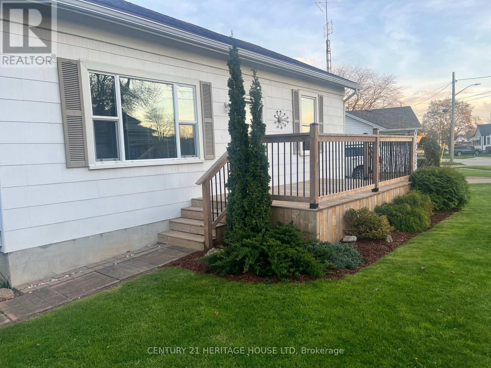 Property at 18 JANE STREET image 3