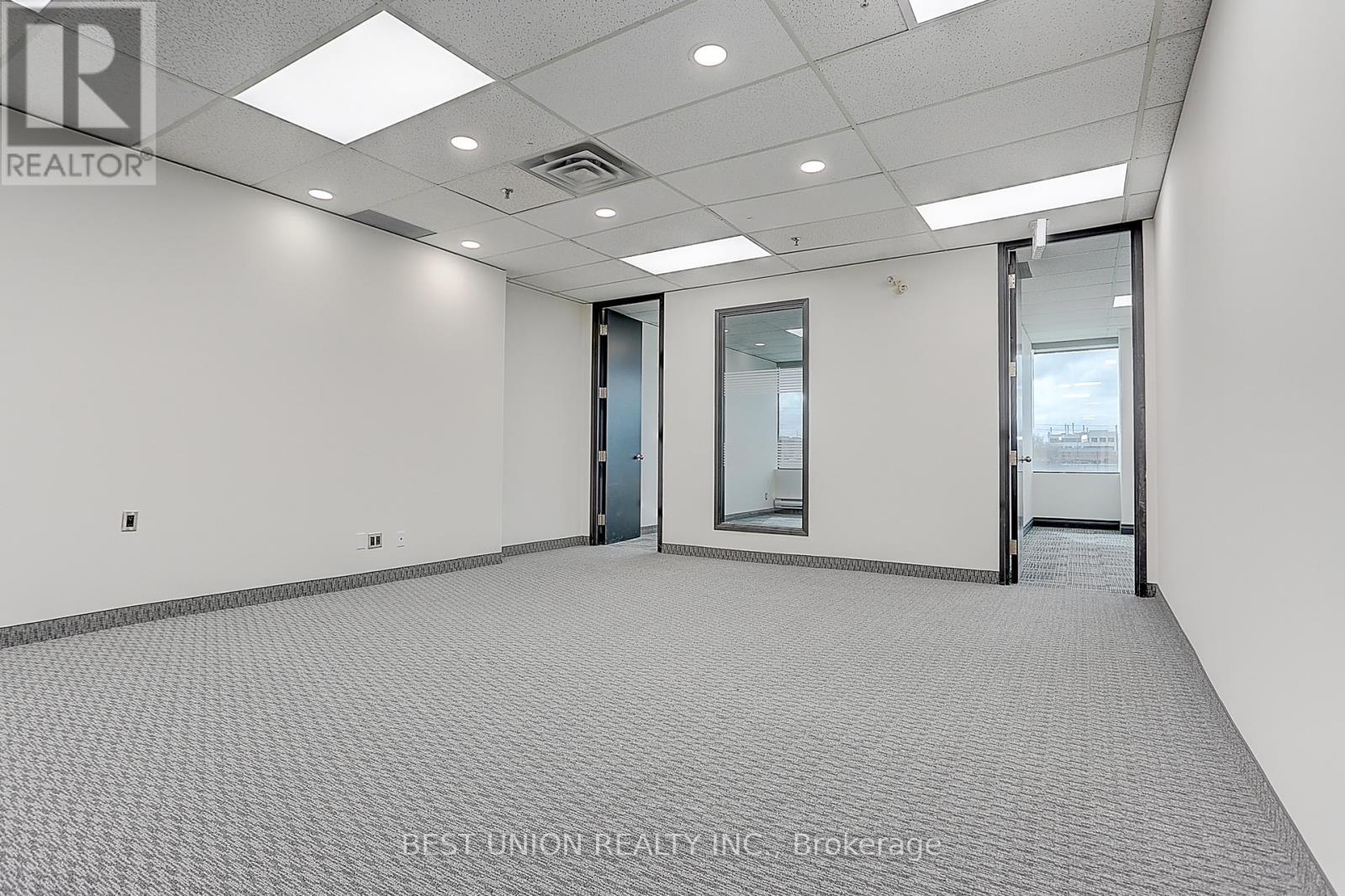 308 - 7800 Woodbine Avenue, Markham (Milliken Mills West), Ontario  L3R 2N7 - Photo 4 - N12115941