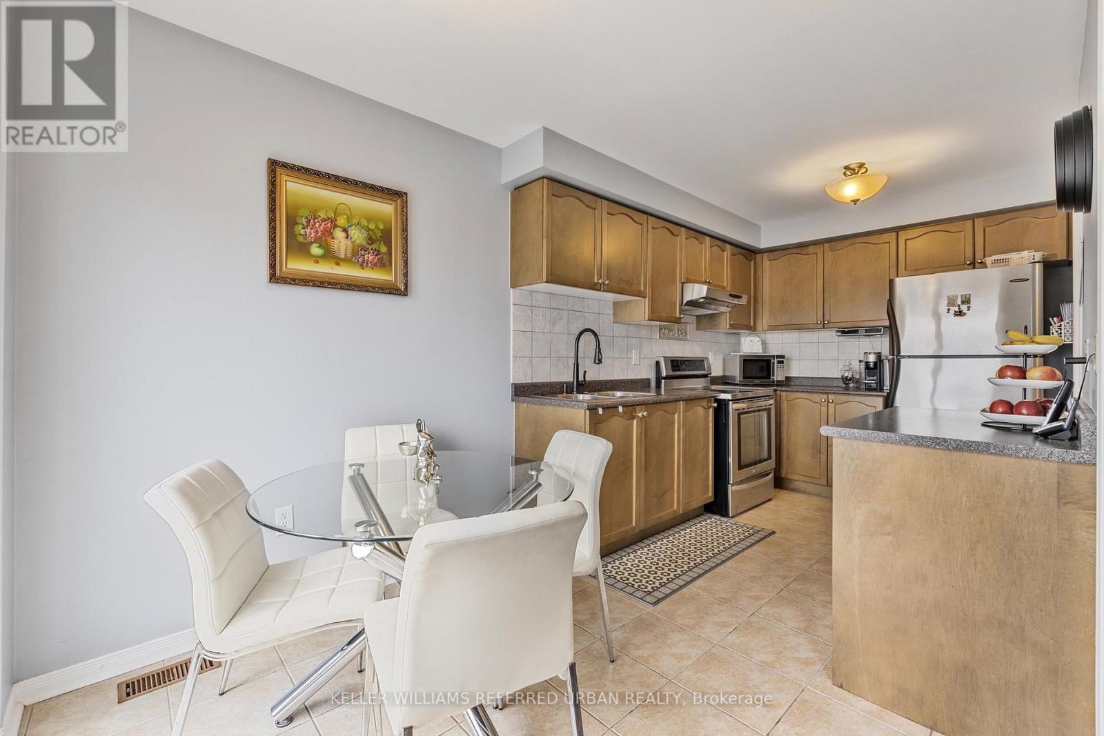 5 Lindenshire Avenue, Vaughan (Maple), Ontario  L6A 4A4 - Photo 14 - N12116020