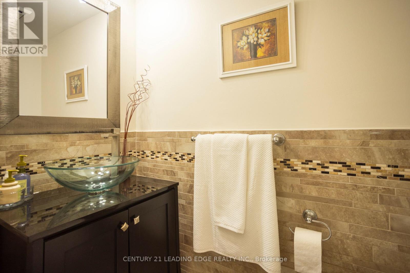 4 Sorrell Crescent, Markham, Ontario  L3S 1L2 - Photo 19 - N12116132