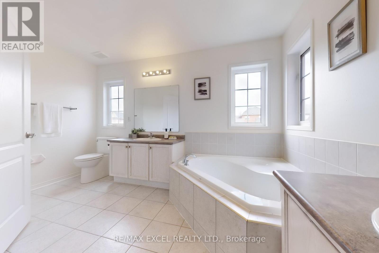 556 Country Glen Road, Markham (Cornell), Ontario  L6B 1E8 - Photo 26 - N12116277