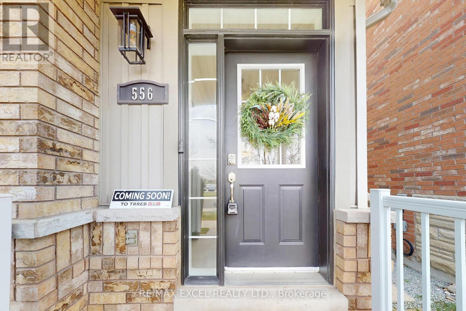 556 Country Glen Road, Markham (Cornell), Ontario  L6B 1E8 - Photo 3 - N12116277