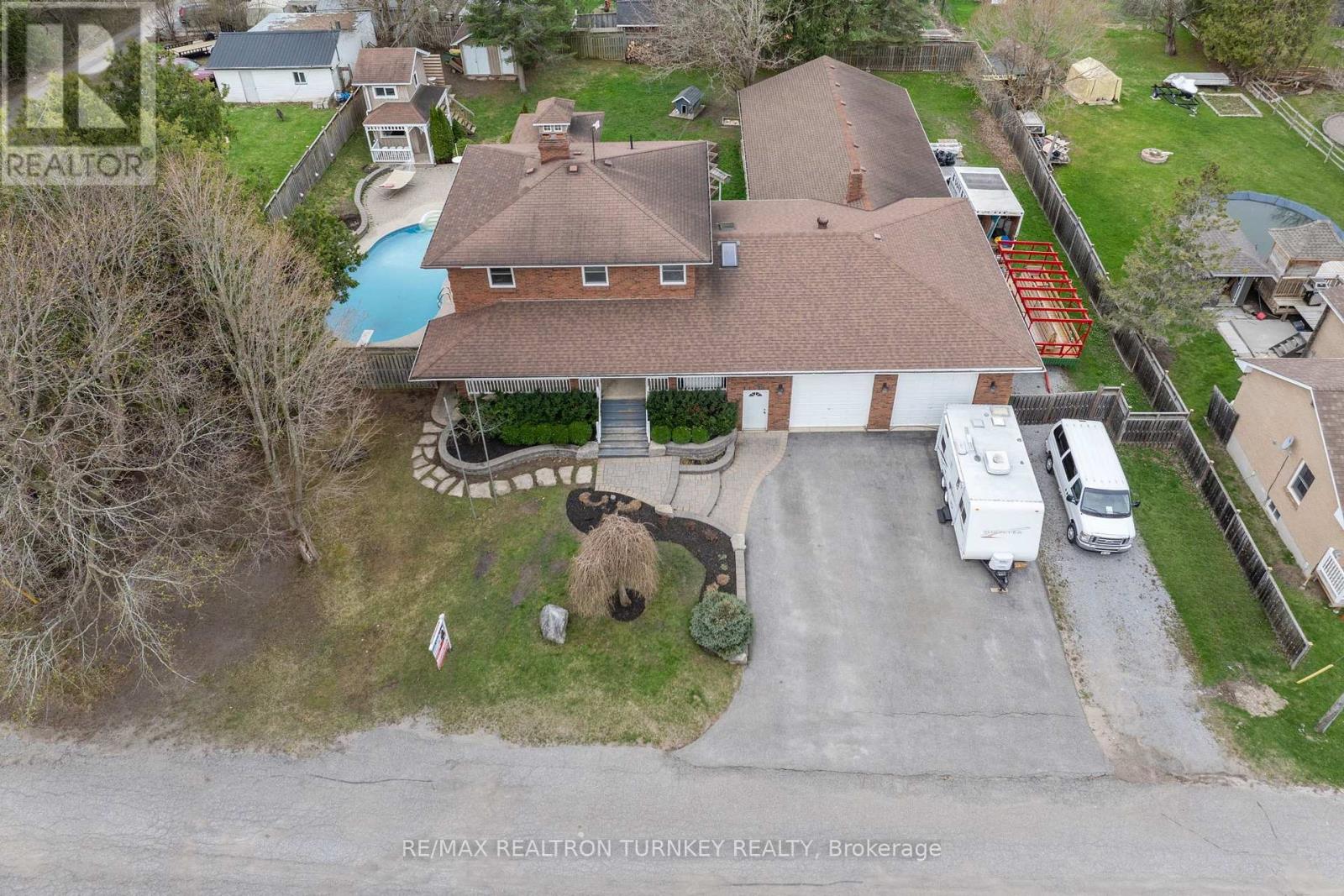 10 Dafoe Street, Uxbridge, Ontario  L0E 1T0 - Photo 45 - N12116288
