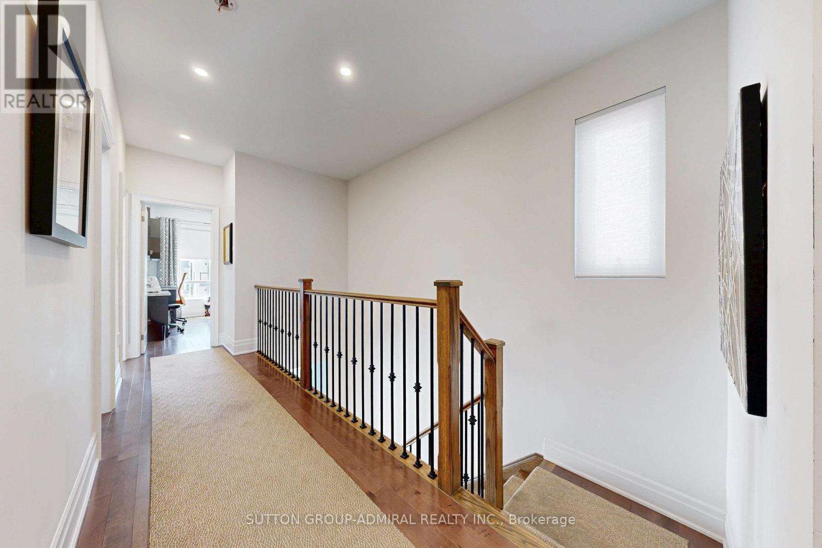 12 Carrville Woods Circle, Vaughan, Ontario  L6A 4Z6 - Photo 32 - N12116293