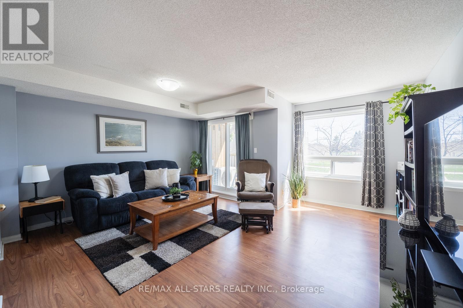 214 - 12421 Ninth Line, Whitchurch-Stouffville (Stouffville), Ontario  L4A 1J3 - Photo 4 - N12116300