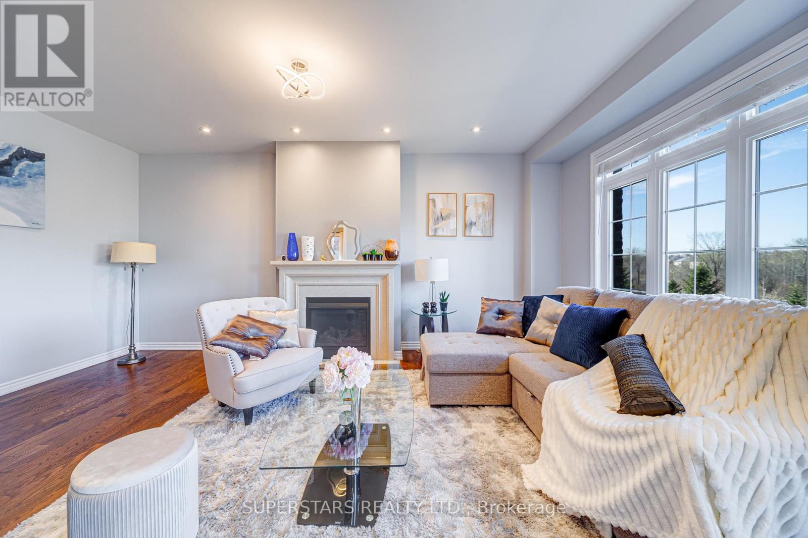 31 Roy Harper Avenue, Aurora, Ontario  L4G 0V4 - Photo 7 - N12116313