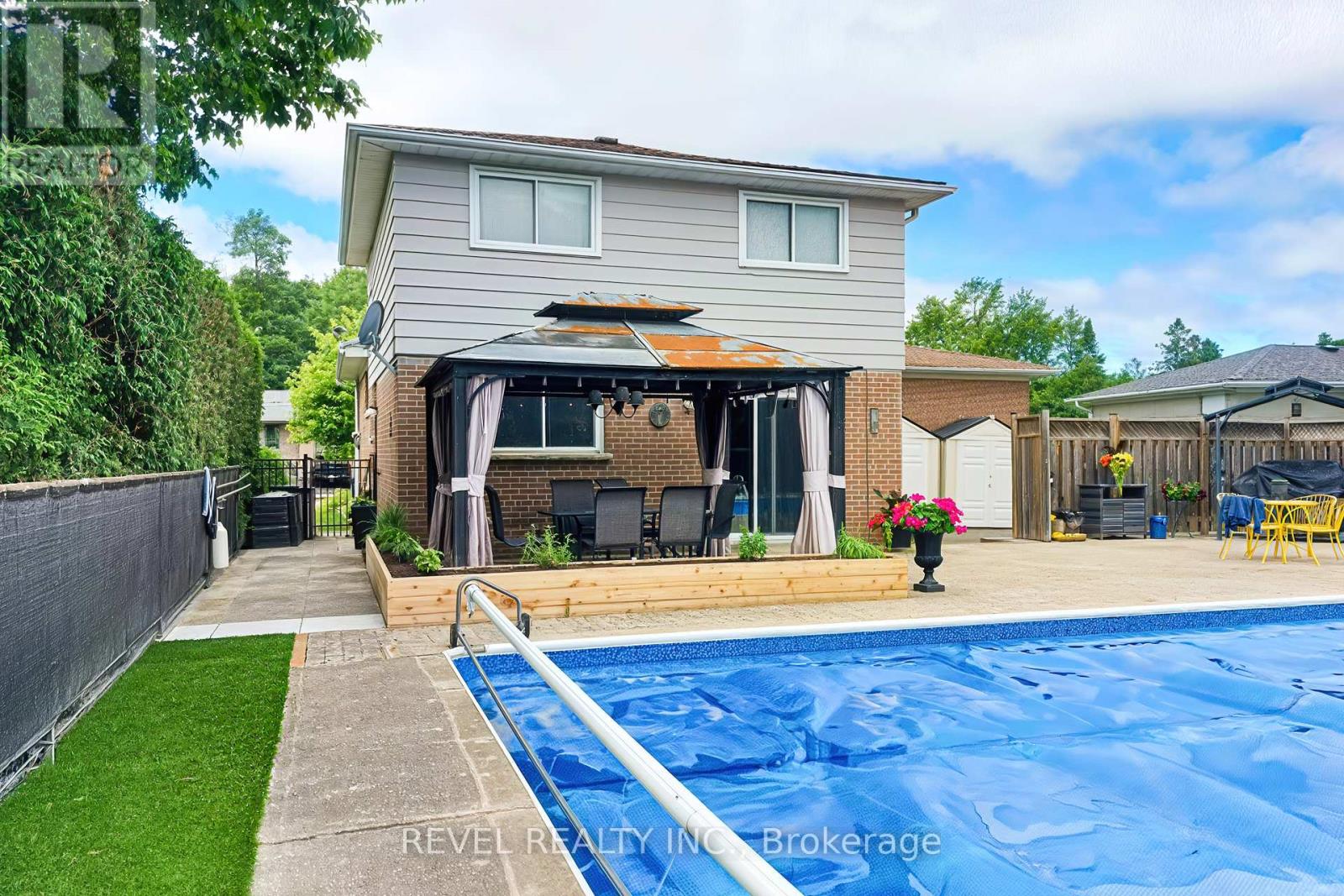 Property at 97 REXWAY DRIVE image 5
