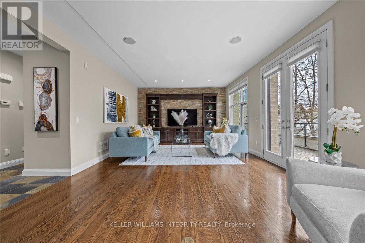 105 Black Maple, Ottawa, Ontario  K1M 0J3 - Photo 21 - X12116327