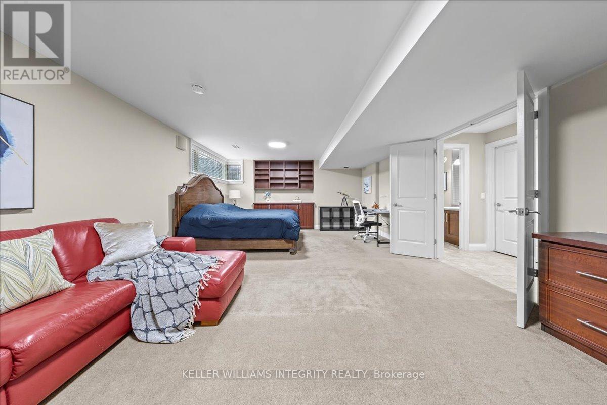 105 Black Maple, Ottawa, Ontario  K1M 0J3 - Photo 42 - X12116327