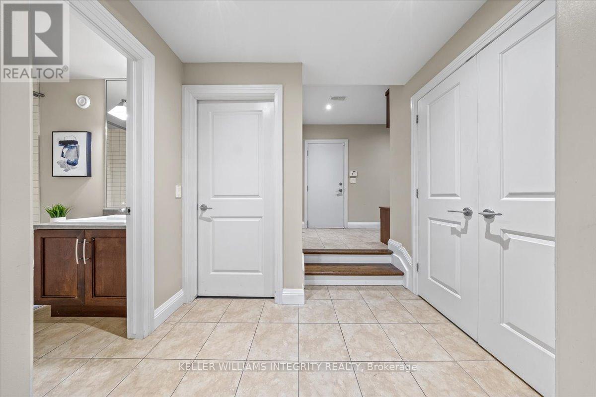 105 Black Maple, Ottawa, Ontario  K1M 0J3 - Photo 44 - X12116327