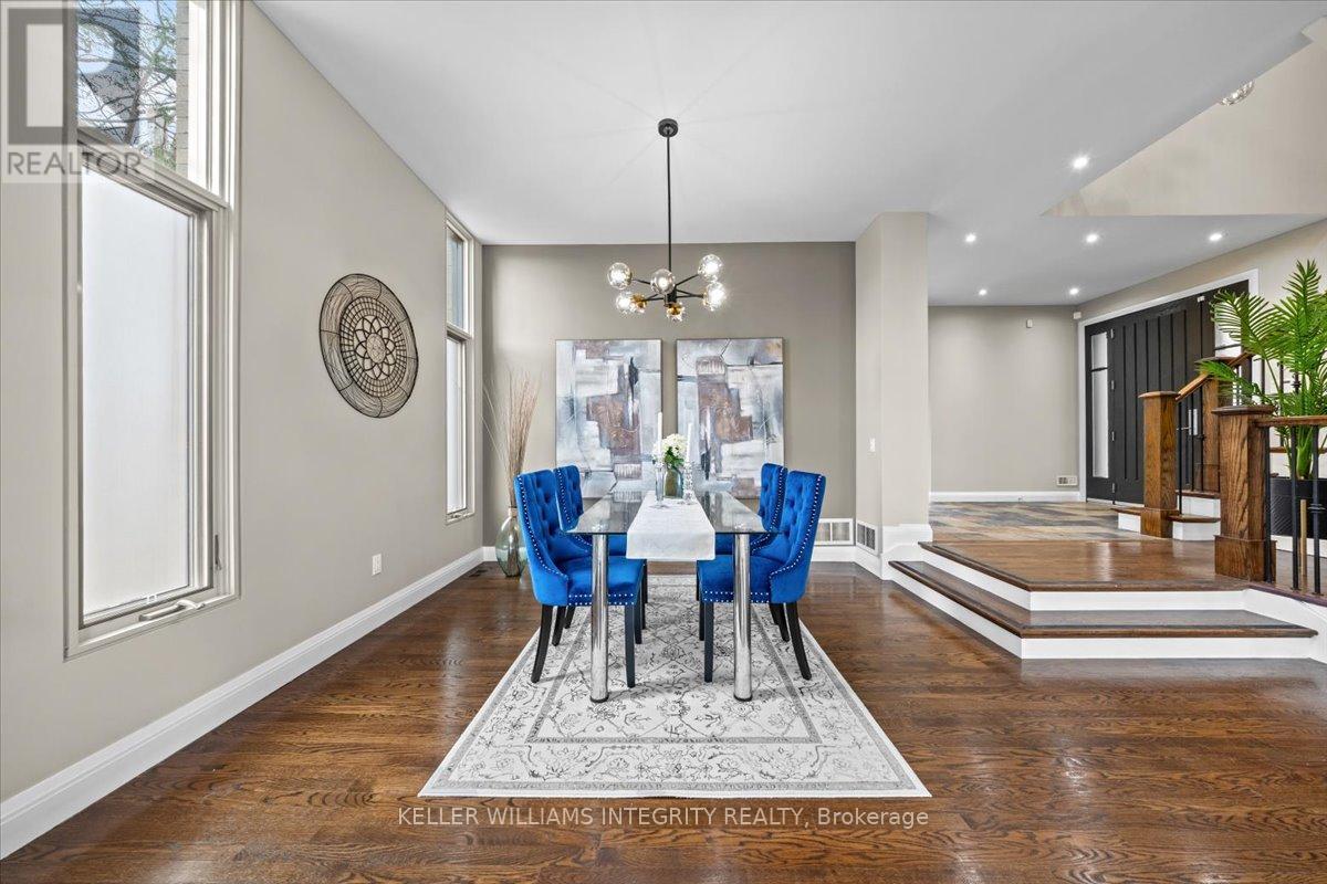 105 Black Maple, Ottawa, Ontario  K1M 0J3 - Photo 6 - X12116327