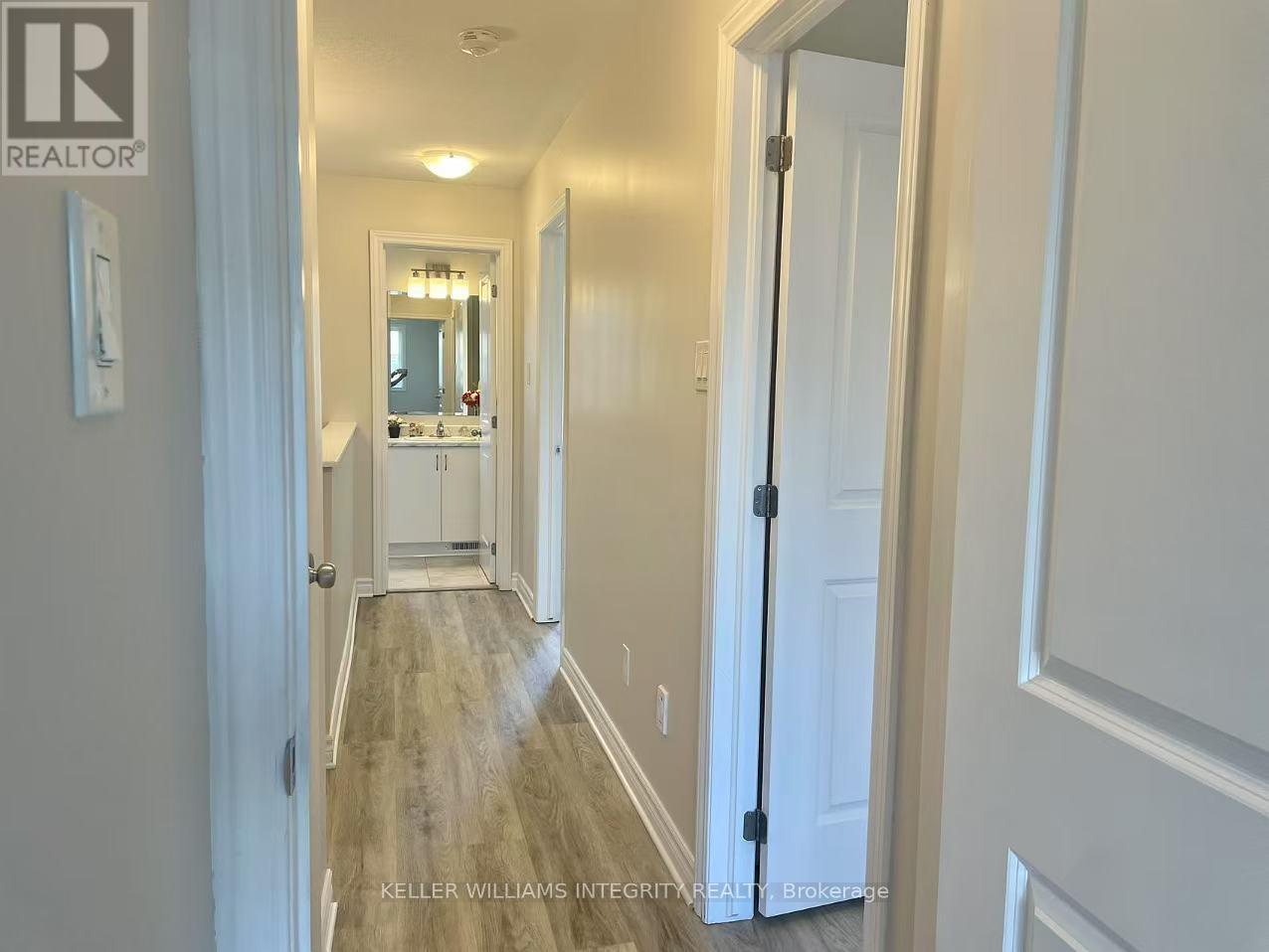 2566 Waterlilly Way, Ottawa, Ontario  K2J 0K6 - Photo 12 - X12116401