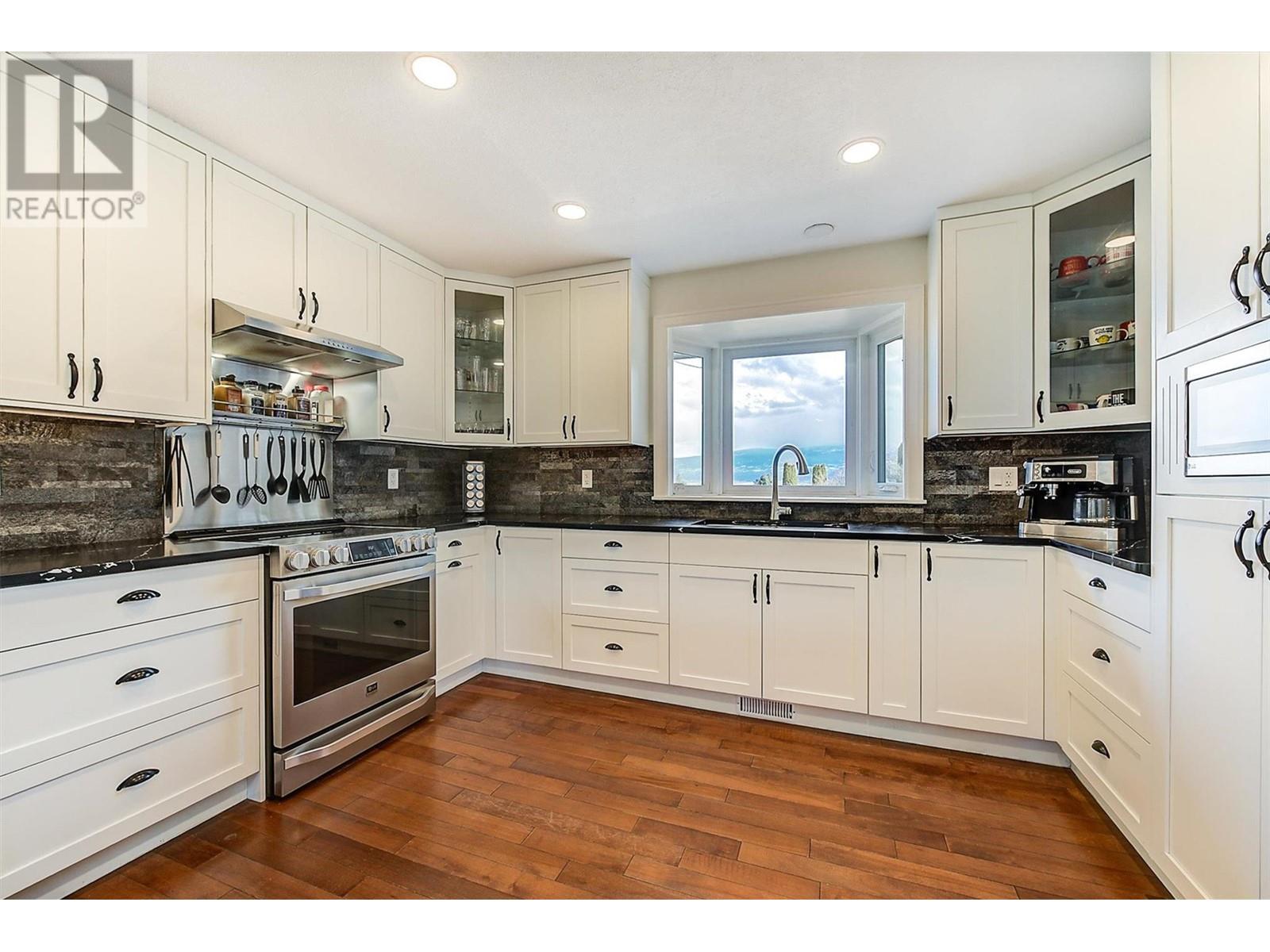 2415 Collingwood Road, West Kelowna, British Columbia  V1Z 2C3 - Photo 11 - 10345476