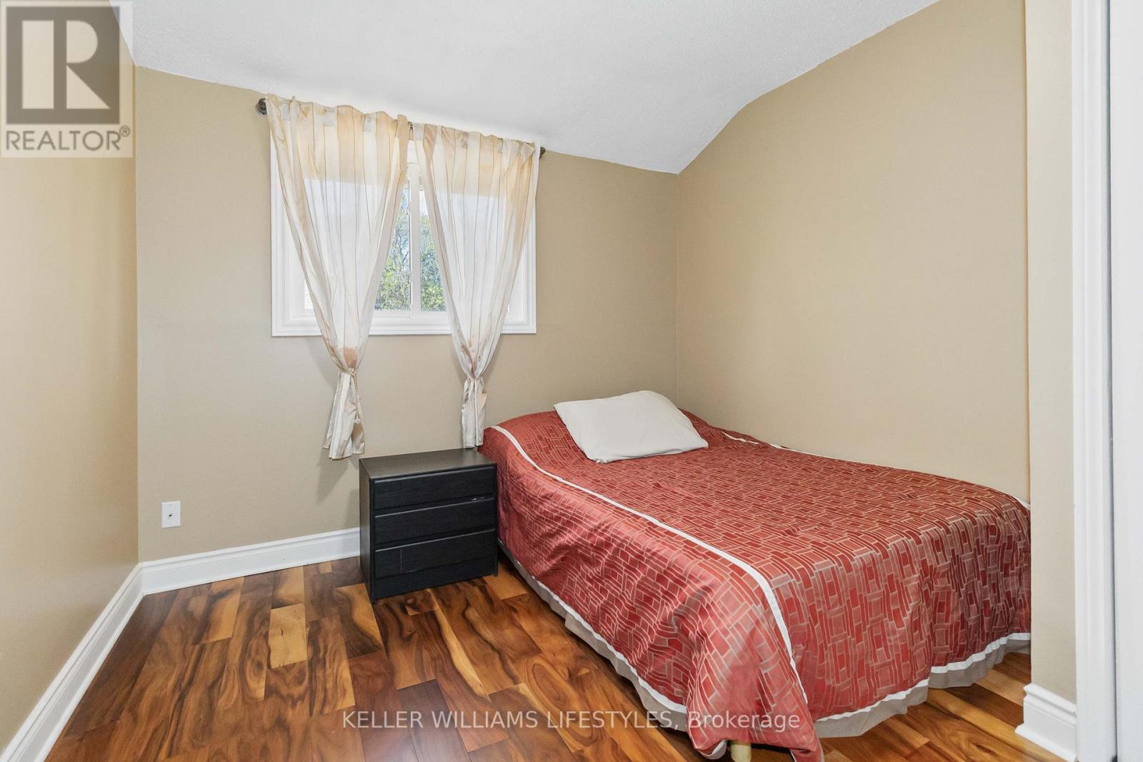 226 Mill Street, Woodstock, Ontario  N4S 2X1 - Photo 11 - X12116361
