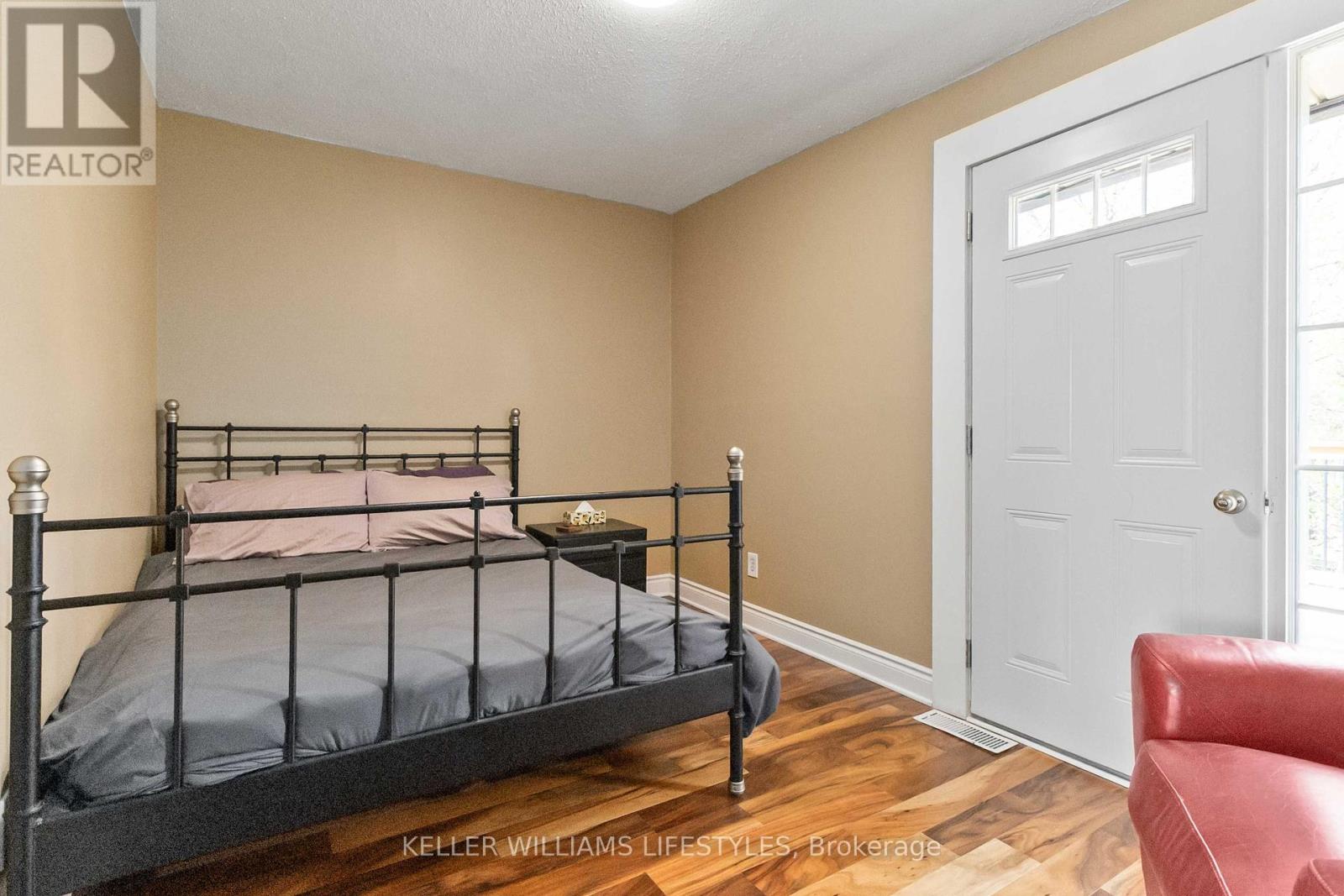 226 Mill Street, Woodstock, Ontario  N4S 2X1 - Photo 12 - X12116361