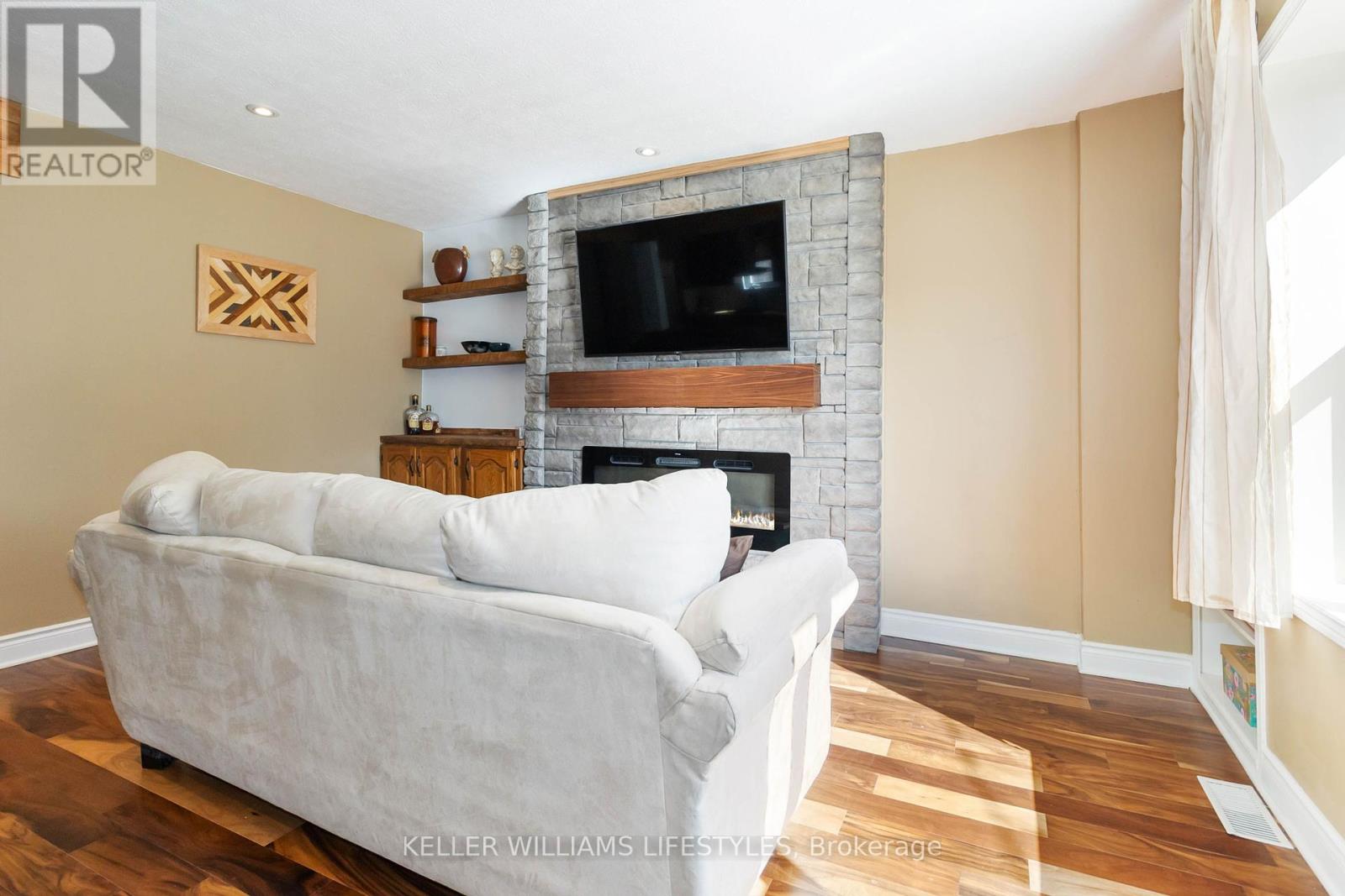 226 Mill Street, Woodstock, Ontario  N4S 2X1 - Photo 8 - X12116361