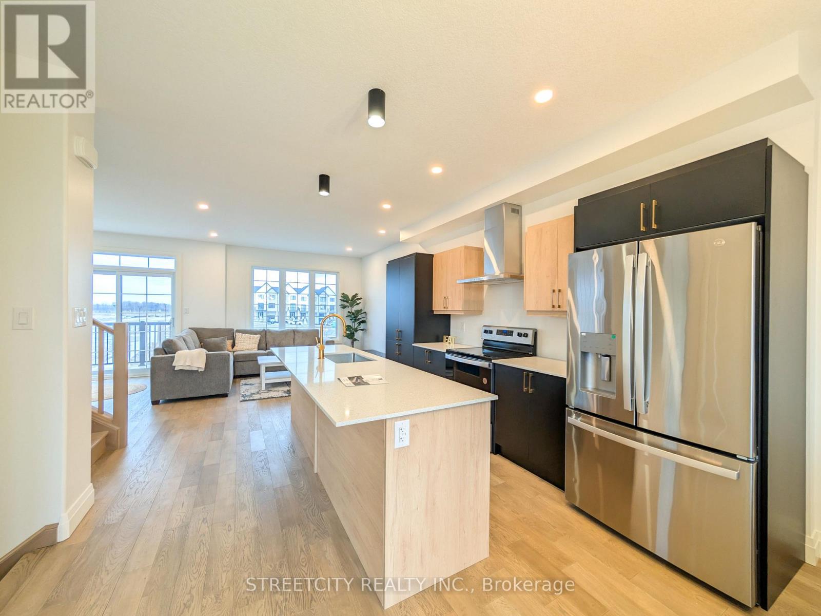 Photo 16 of 44 for 8 - 235 Kennington Way