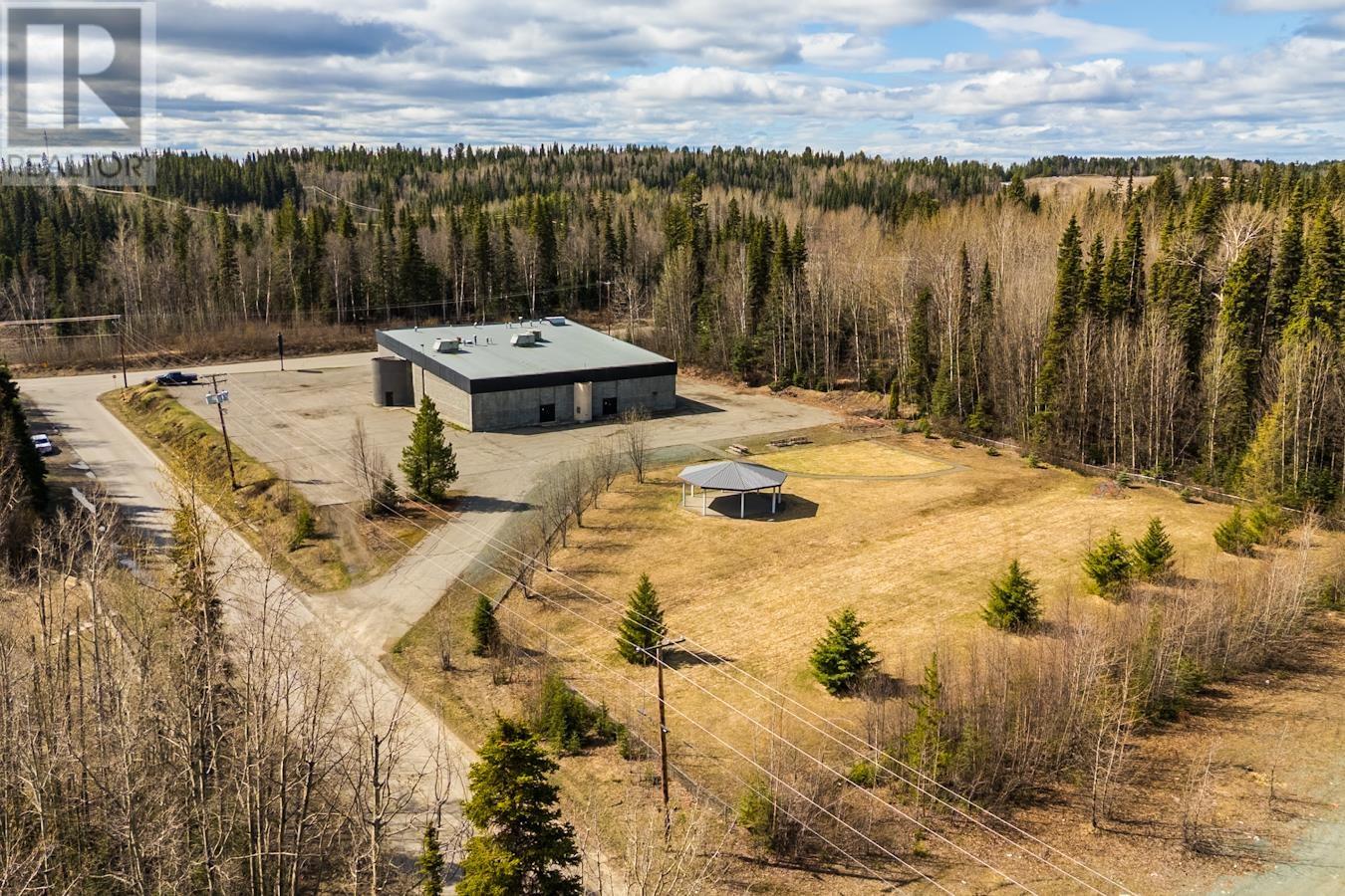 4900 W Austin Road, Prince George, British Columbia  V2K 5Y8 - Photo 2 - C8068795