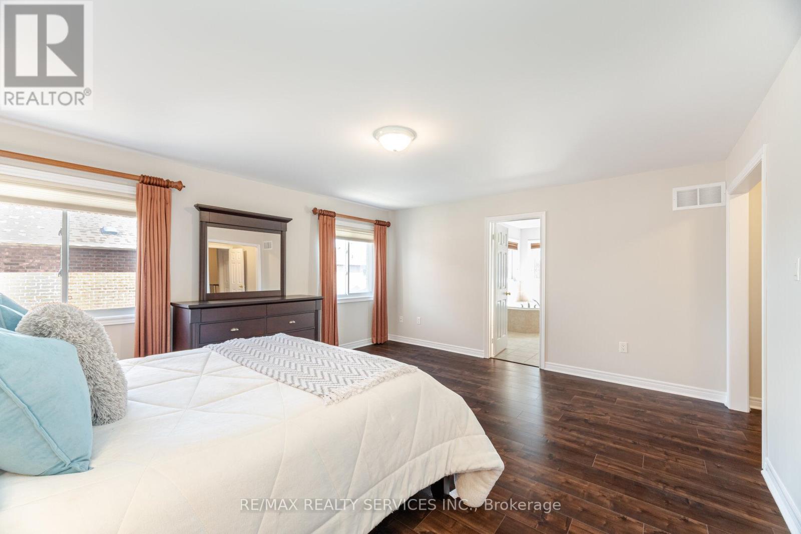 21 Fallgate Drive, Brampton (Credit Valley), Ontario  L6X 0R6 - Photo 28 - W12115890