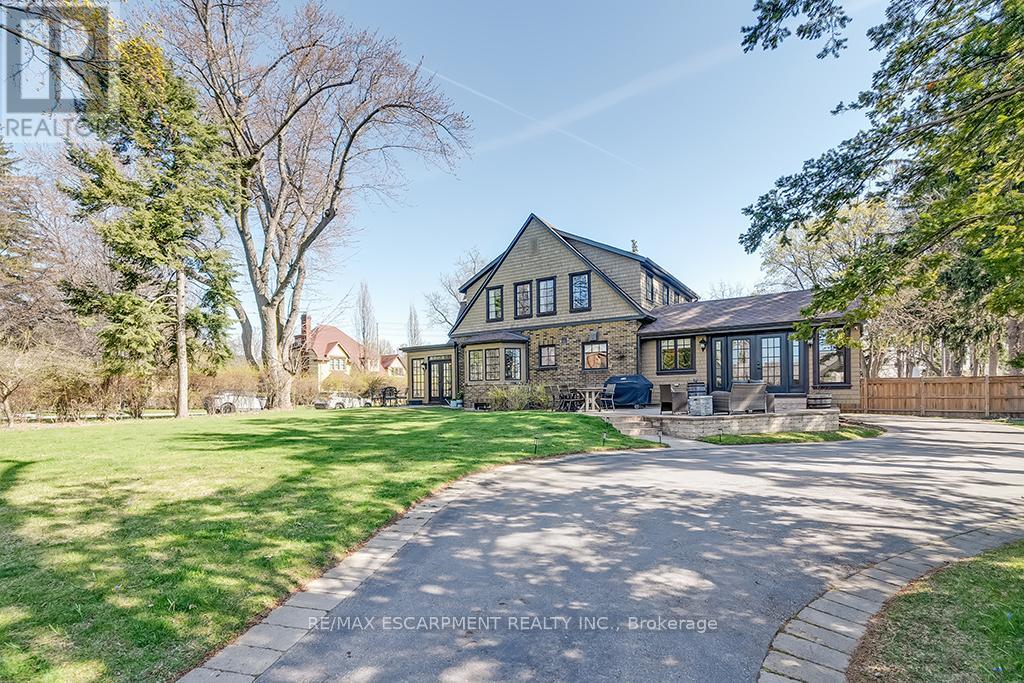 1050 Mohawk Road, Burlington (Lasalle), Ontario  L7T 3M6 - Photo 40 - W12115906