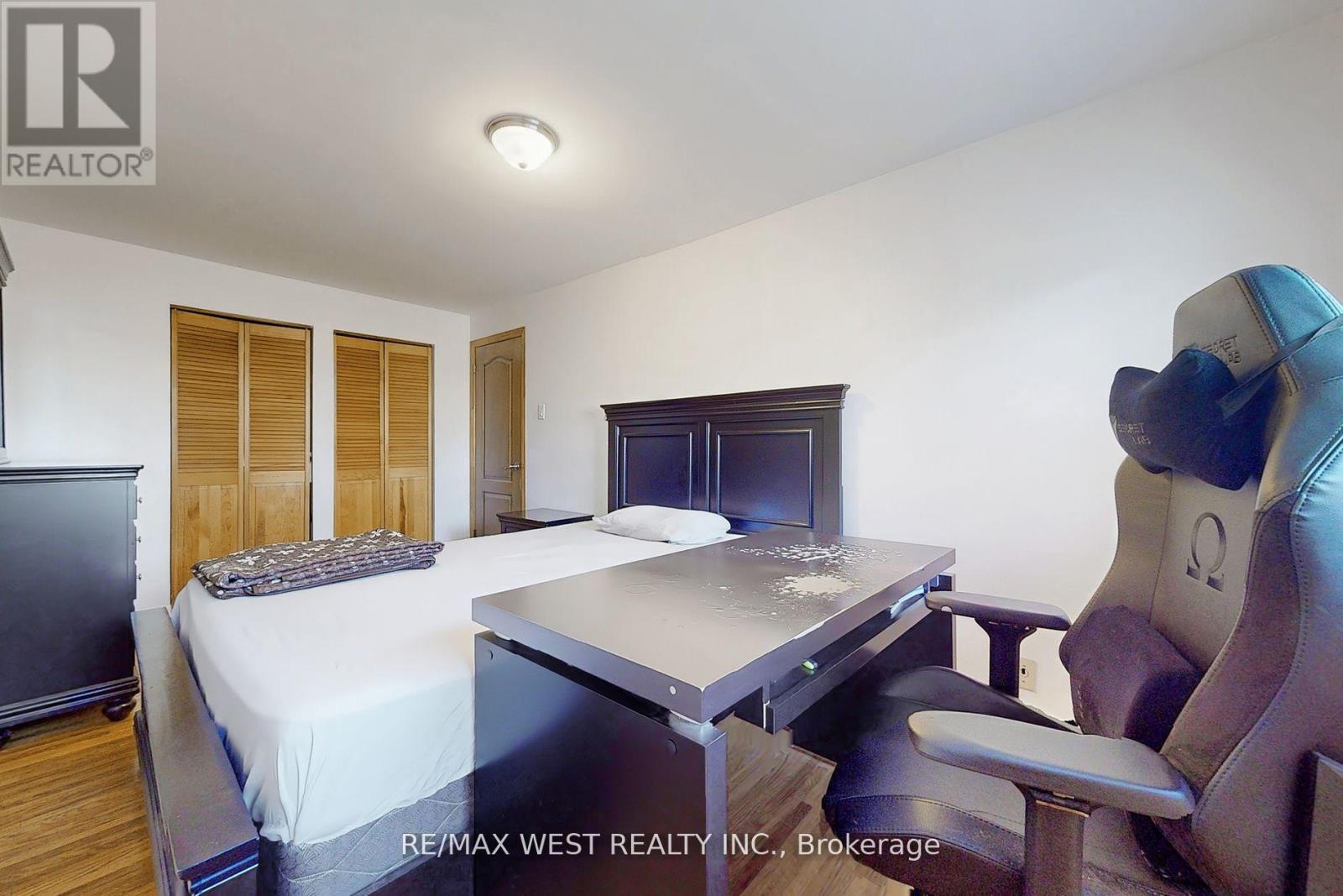 78 Primula Crescent, Toronto, Ontario  M9L 1K2 - Photo 29 - W12115913