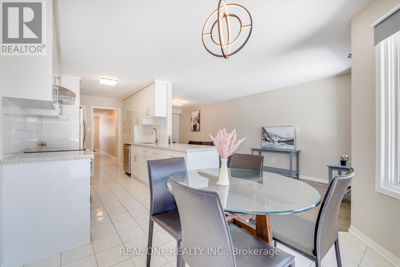1132 Westview Terrace, Oakville, Ontario  L6M 3M1 - Photo 15 - W12115922