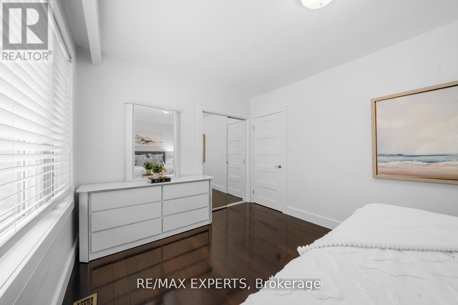 100 Antioch Drive, Toronto (Eringate-Centennial-West Deane), Ontario  M9B 5V4 - Photo 23 - W12115936