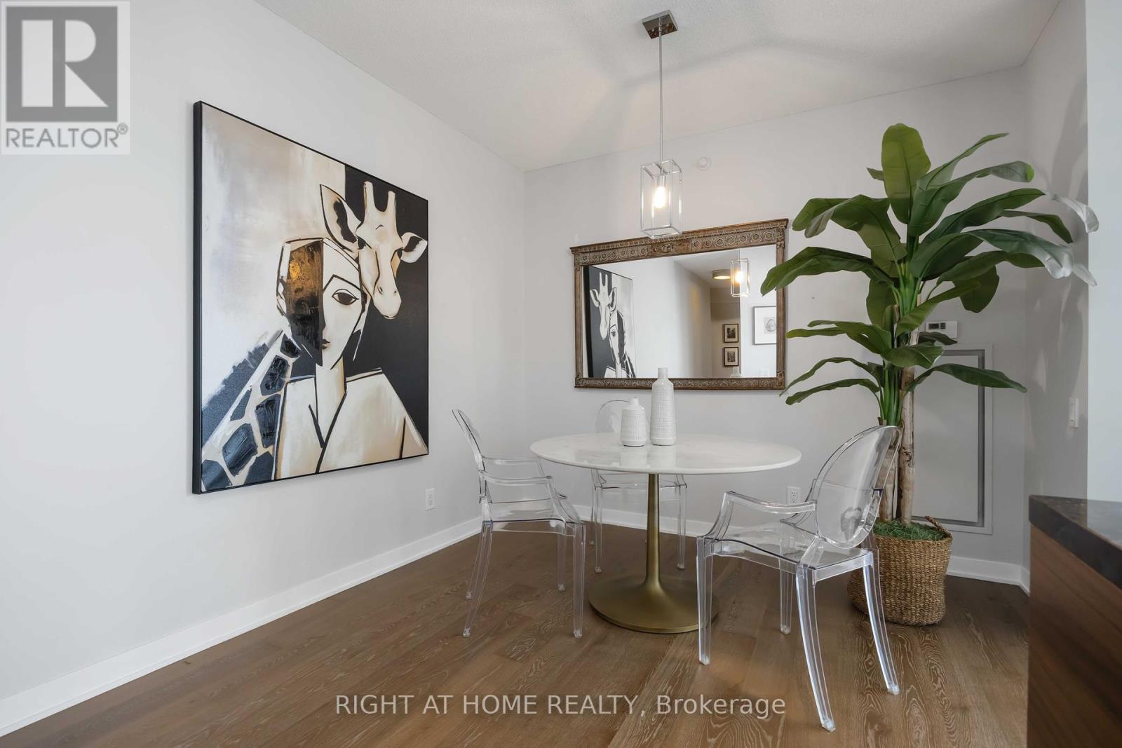 2205 - 90 Park Lawn Road, Toronto (Mimico), Ontario  M8Y 0B6 - Photo 10 - W12115950
